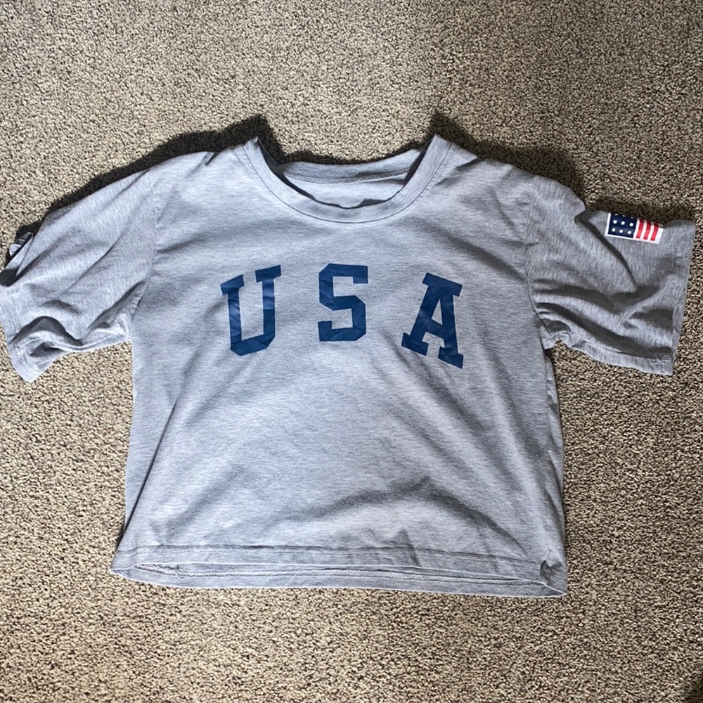Cropped USA T-shirt